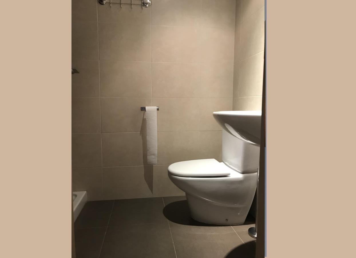 Stunning 2-Bed Apartment In ペゴ エクステリア 写真